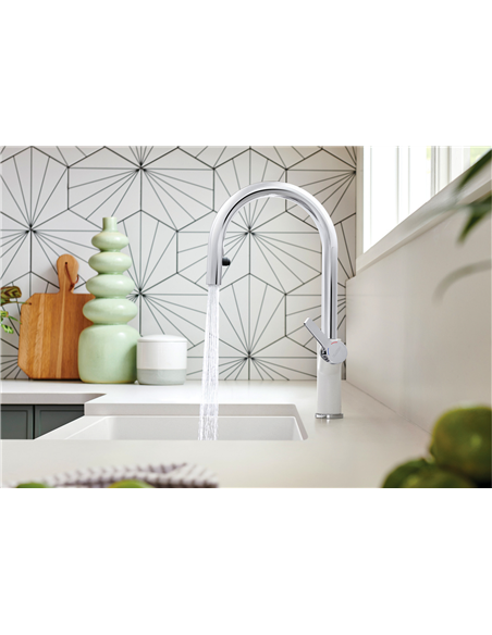 BLANCO URBENA PULL DOWN 1.5 GPM CHROME/WHITE 