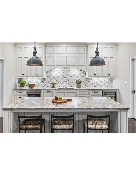 MSI Surfaces Bianco Quatrefoil Polished 