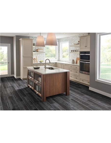 MSI Surfaces Belmond Obsidian 