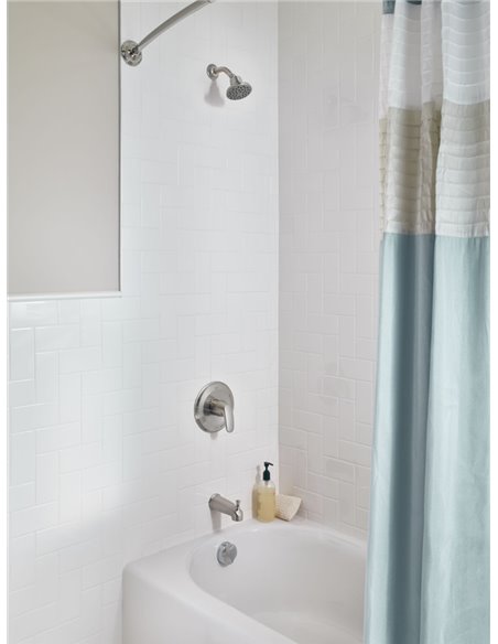 American Standard Colony Pro 1.75 gpm/6.6 L/min Water-Saving Showerhead