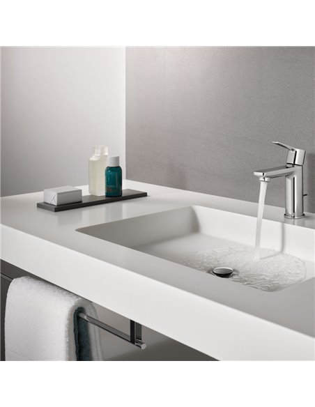 Grohe 40509 Essentials Cube Towel Rail 558Mm