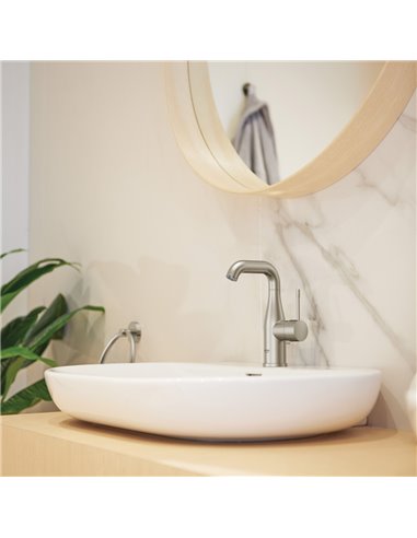 Grohe 23485 Essence New Single Hole Single-Handle M-Size Bathroom Faucet 4.5 L/min - 1.2 GPM