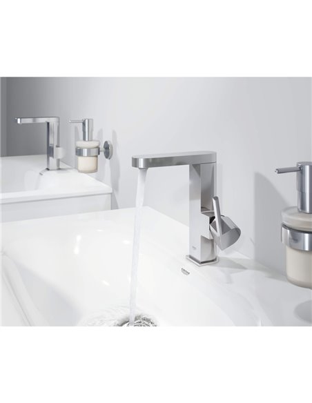 Grohe 23956 Plus Single Hole Single-Handle M-Size Bathroom Faucet 4.5 L/min - 1.2 GPM