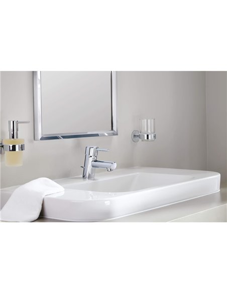 Grohe 34702 Concetto Single Hole Single-Handle XS-Size Bathroom Faucet 4.5 L/min - 1.2 GPM