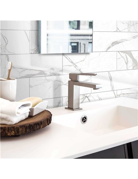 CE Glamour 4x12 Polished Calacatta