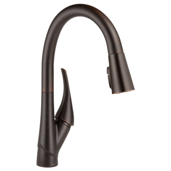 DELTA ESQUE 9181-DST SINGLE HANDLE PULL-DOWN KITCHEN FAUCET                      